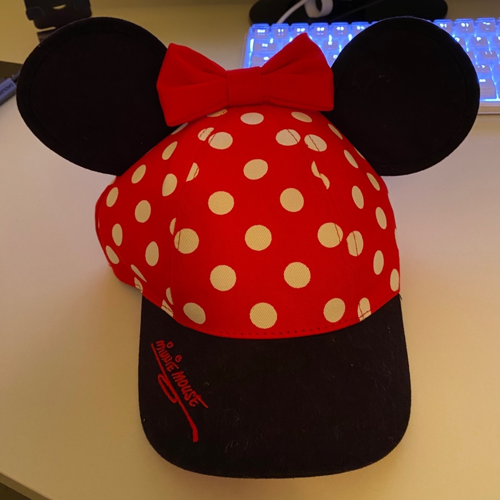 Minnie Mouse hat with ears